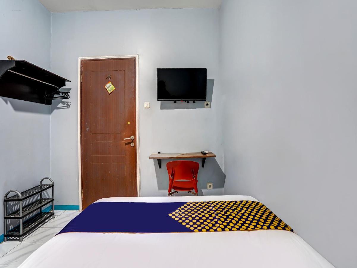 Hotel Spot On 90147 Gosepa Ambengan Plaza à Sorabaya Extérieur photo