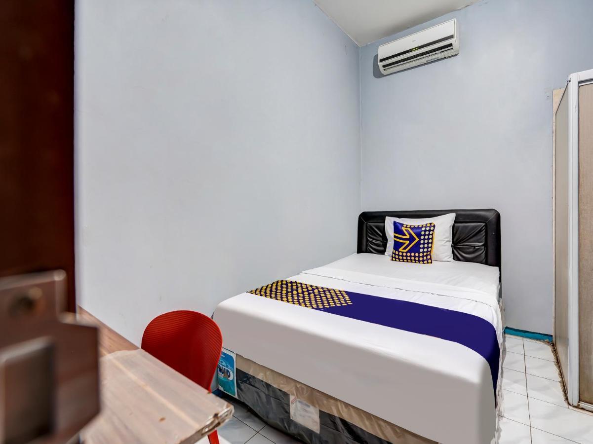 Hotel Spot On 90147 Gosepa Ambengan Plaza à Sorabaya Extérieur photo